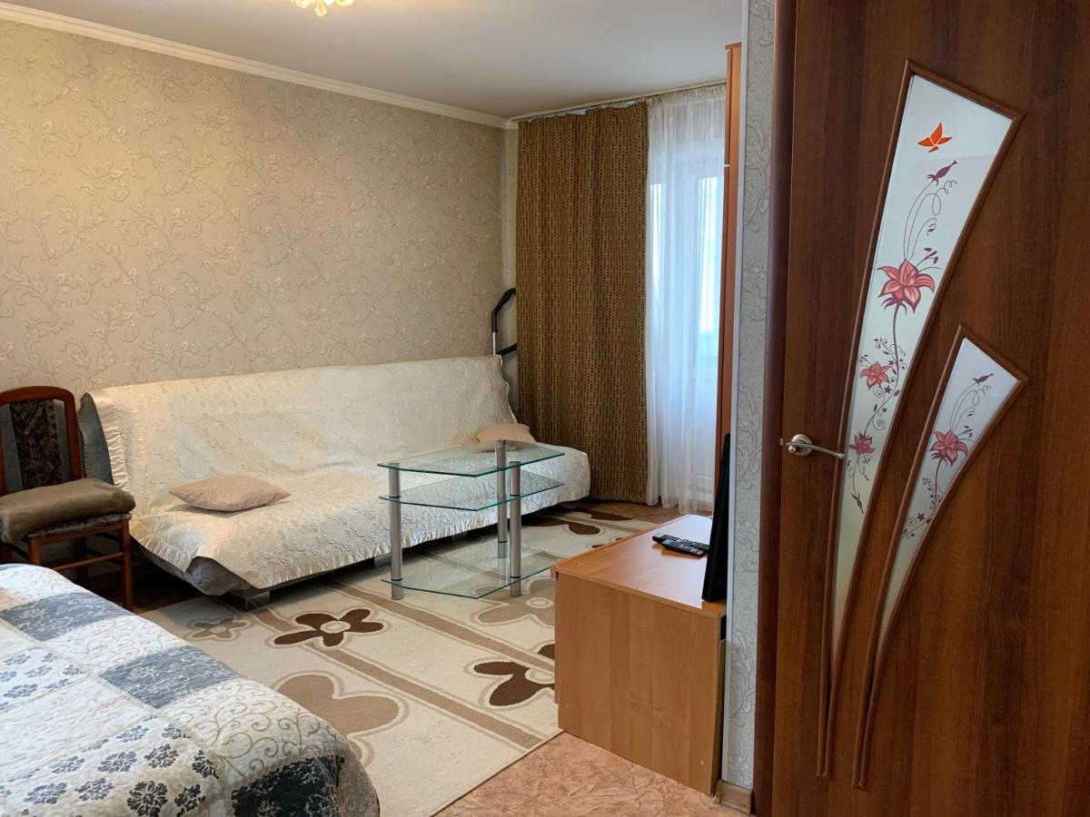 Уютная Квартира В Центре По Ул Гоголя Karagandy Eksteriør billede